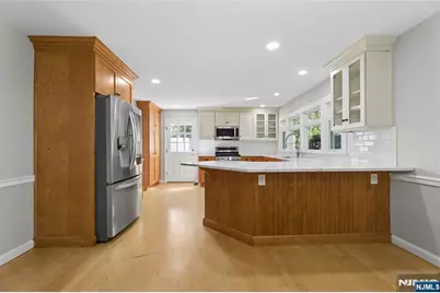 166 Crescent Avenue, Waldwick, NJ 07463 - Photo 11