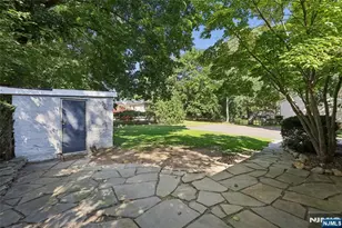 166 Crescent Ave, Waldwick, NJ 07463 - Photo 33
