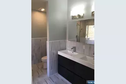 548 Kearney Avenue B #B, Cliffside Park, NJ 07010 - Photo 11