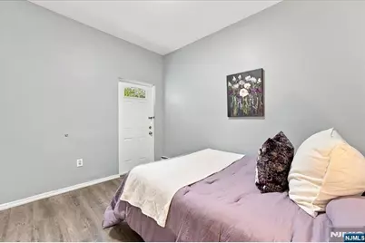 363 Forrest Street, Jersey City, NJ 07304 - Photo 15