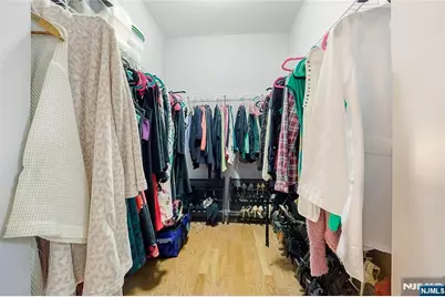 4422 Riverview Avenue 422 #422, Englewood, NJ 07631 - Photo 17