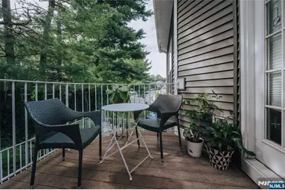 20 S Midland Avenue I2 #I2, Kearny, NJ 07032 - Photo 9