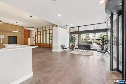 2 Executive Drive 902 #902, Fort Lee, NJ 07024 - Photo 3