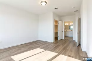 2 Executive Dr 902, Fort Lee, NJ 07024 - Photo 11