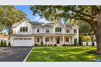 85 Oliver Road, Paramus, NJ 07652 - Photo 1