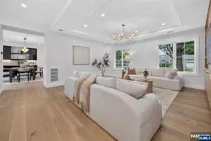 85 Oliver Rd, Paramus, NJ 07652 - Photo 5