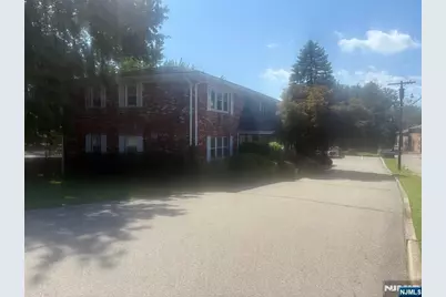 506 Wanaque Avenue F6 #F6, Pompton Lakes, NJ 07442 - Photo 3