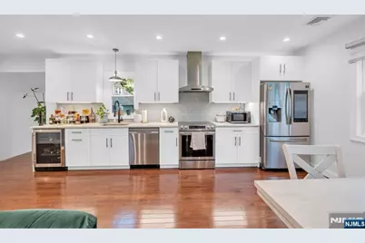 255 Fairview Avenue, Verona, NJ 07044 - Photo 9