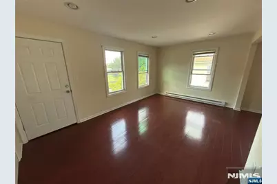 25 Kingsland Street, Nutley, NJ 07110 - Photo 3