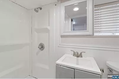322 Kaplan Avenue, Hackensack, NJ 07601 - Photo 13