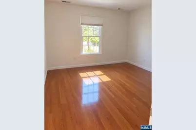 120 White Pine Court U114 #U114, Paramus, NJ 07652 - Photo 13