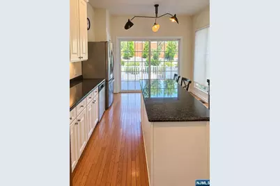 120 White Pine Court U114 #U114, Paramus, NJ 07652 - Photo 5