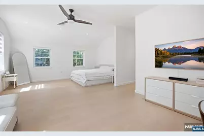 130 Surrey Lane, Tenafly, NJ 07670 - Photo 19