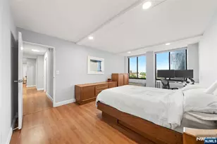 200 Winston Dr 1017, Cliffside Park, NJ 07010 - Photo 11