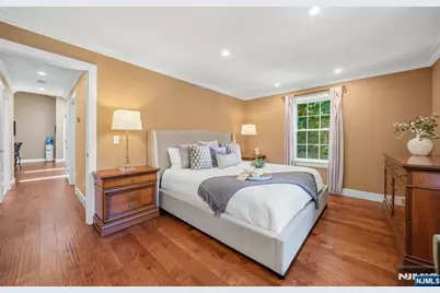 1002 Boxwood Court, Mahwah, NJ 07430 - Photo 13