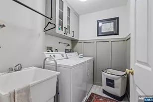 438 Santiago Ct, Mahwah, NJ 07430 - Photo 27