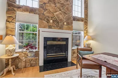 438 Santiago Court, Mahwah, NJ 07430 - Photo 13