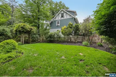 419 Hollywood Avenue, Ho Ho Kus, NJ 07423 - Photo 29
