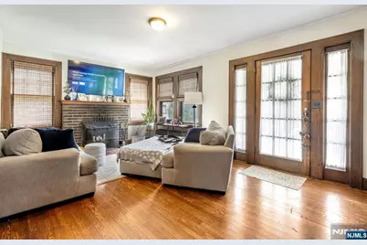 19 Christopher Place, Ridgewood, NJ 07450 - Photo 5