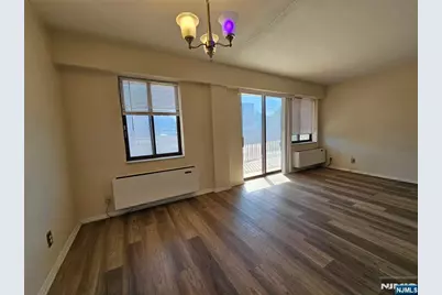 233 12th Street 1J #1J, Palisades Park, NJ 07650 - Photo 7