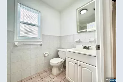 7100 Durham Avenue 2 #2, North Bergen, NJ 07047 - Photo 9