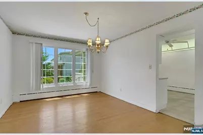316 Sanford Avenue, Lyndhurst Township, NJ 07071 - Photo 5
