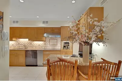 2 Eliot Court, Teaneck Township, NJ 07666 - Photo 9