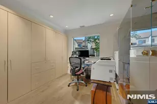 2 Eliot Ct, Teaneck Township, NJ 07666 - Photo 19