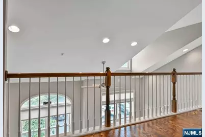 172 Price Court 172 #172, West New York, NJ 07093 - Photo 9