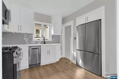 51 Sunset Avenue, Bloomfield, NJ 07003 - Photo 9