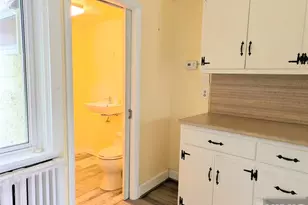 438 Van Dyke St, Ridgewood, NJ 07450 - Photo 3
