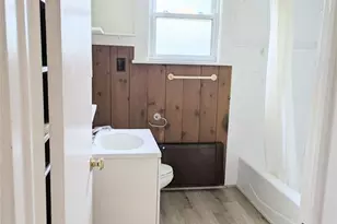 438 Van Dyke St, Ridgewood, NJ 07450 - Photo 5