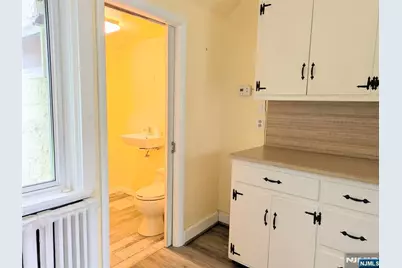 438 Van Dyke Street, Ridgewood, NJ 07450 - Photo 3