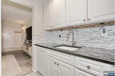550 Fairview Avenue 302 #302, Westwood, NJ 07675 - Photo 19