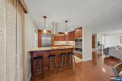 101 Oak Street E7 #E7, Oakland, NJ 07436 - Photo 7