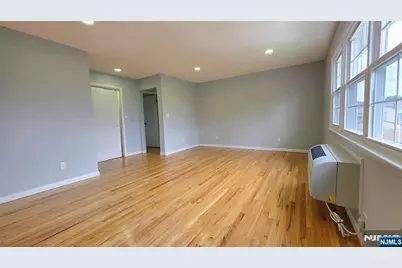 150 Jay Avenue, Lyndhurst Township, NJ 07071 - Photo 13