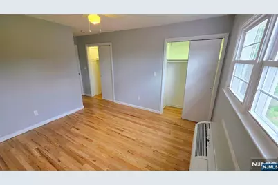 150 Jay Avenue, Lyndhurst Township, NJ 07071 - Photo 19