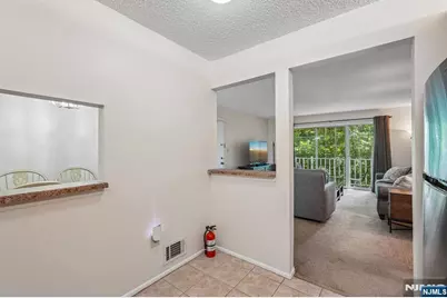 945 Juniper Way, Mahwah, NJ 07430 - Photo 17