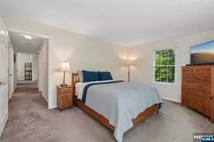 945 Juniper Way, Mahwah, NJ 07430 - Photo 21