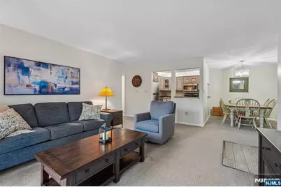 945 Juniper Way, Mahwah, NJ 07430 - Photo 7
