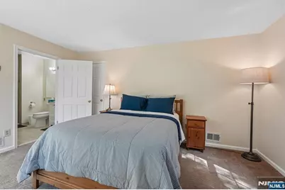 945 Juniper Way, Mahwah, NJ 07430 - Photo 29