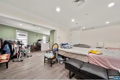 340 Paterson Avenue, East Rutherford, NJ 07073 - Photo 23