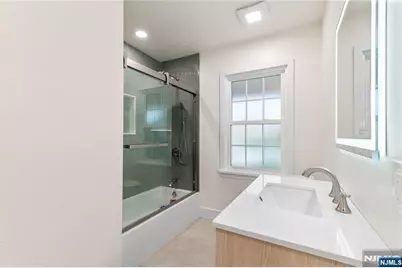353 Oakdene Avenue, Leonia, NJ 07605 - Photo 15