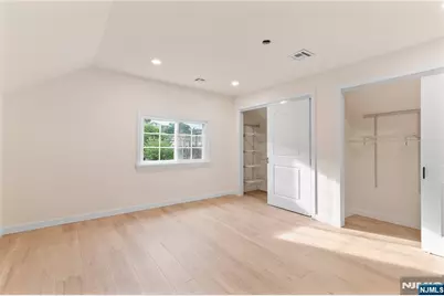 353 Oakdene Avenue, Leonia, NJ 07605 - Photo 19
