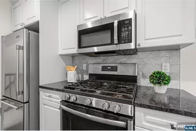 2902 Mark Twain Way, Mahwah, NJ 07430 - Photo 15