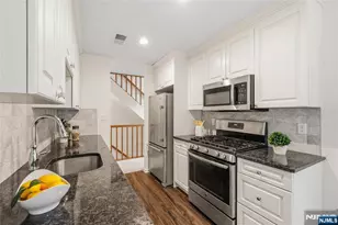 2902 Mark Twain Way, Mahwah, NJ 07430 - Photo 13