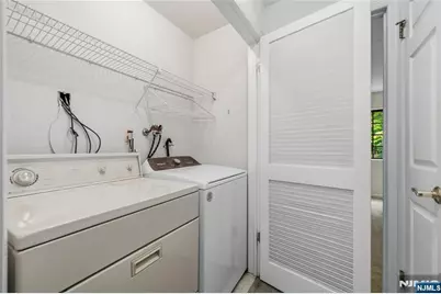 2902 Mark Twain Way, Mahwah, NJ 07430 - Photo 27