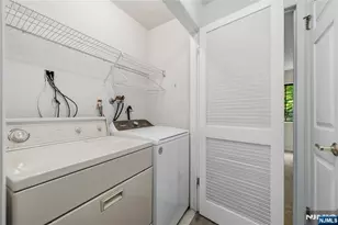 2902 Mark Twain Way, Mahwah, NJ 07430 - Photo 27