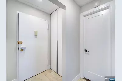 250 Gorge Road 29L #29L, Cliffside Park, NJ 07010 - Photo 21