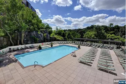 250 Gorge Road 29L #29L, Cliffside Park, NJ 07010 - Photo 27